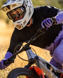 DHaRCO Mens Trail Glove | Odyssey Shop