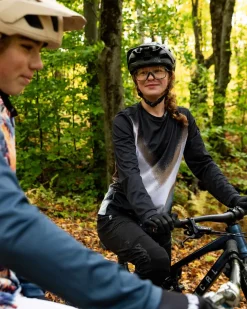 DHaRCO Womens Gravity Jersey | Golden Streak Shop