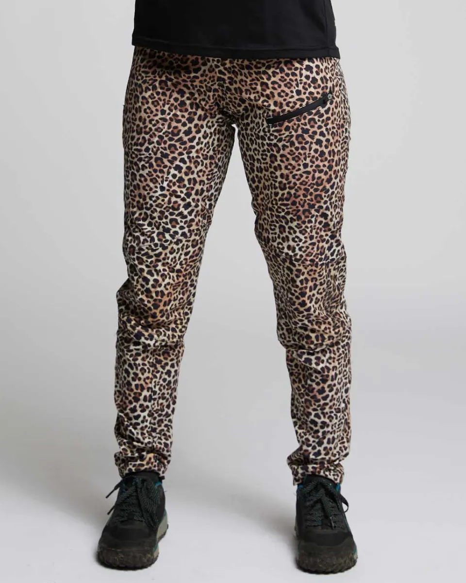 DHaRCO Womens Gravity Pants | Leopard Fashion