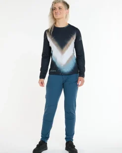 DHaRCO Womens Gravity Pants | Maverick Store