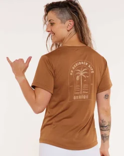 DHaRCO Womens Short Sleeve Tech Tee | Caramel Fashion