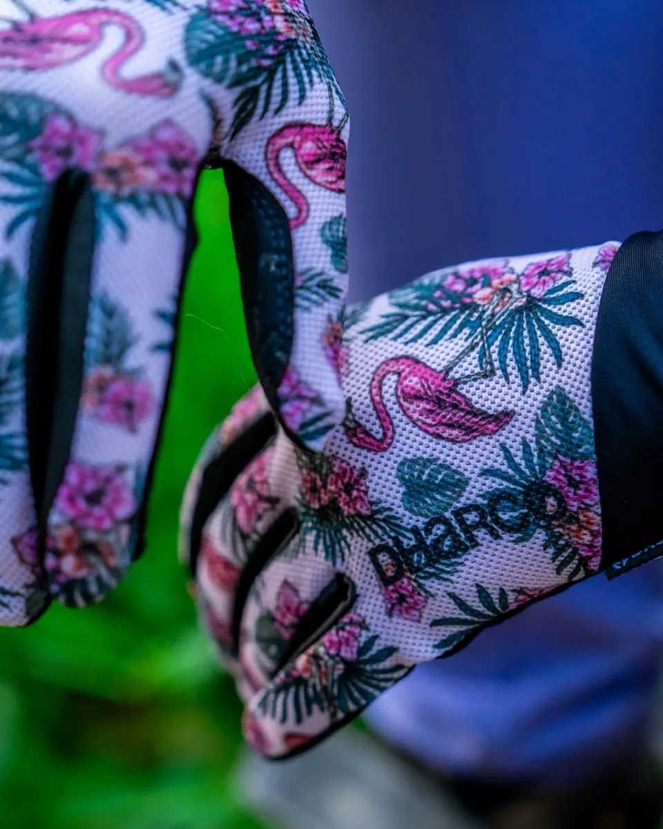 DHaRCO Womens Trail Glove | Crissy Outlet